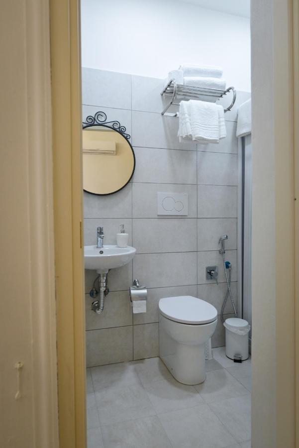 Hotel 4Tino Aeroporto di Catania Fontana Rossa Esterno foto